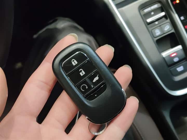 Фото 9 - Honda CR-V