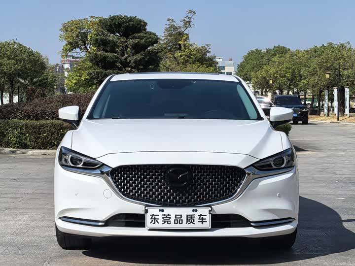 Фото 2 - Mazda Atenza