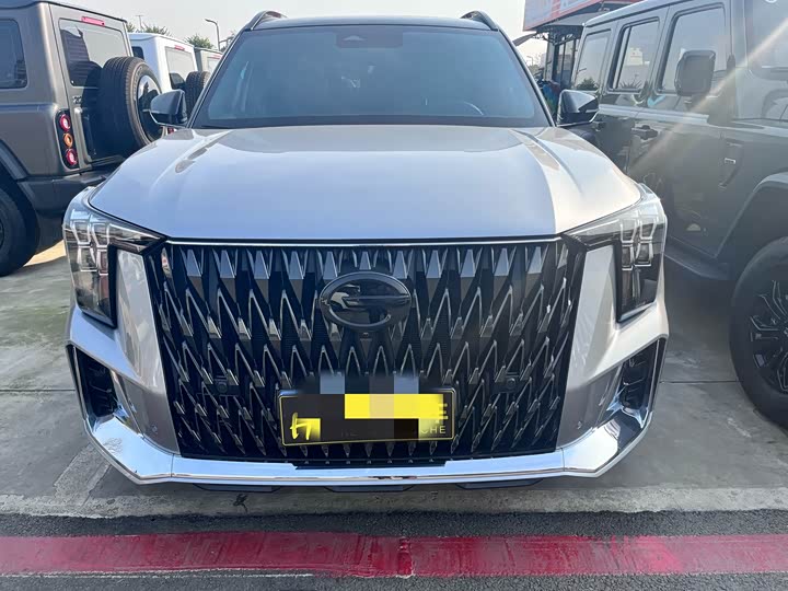 Фото 2 - GAC Trumpchi GS8