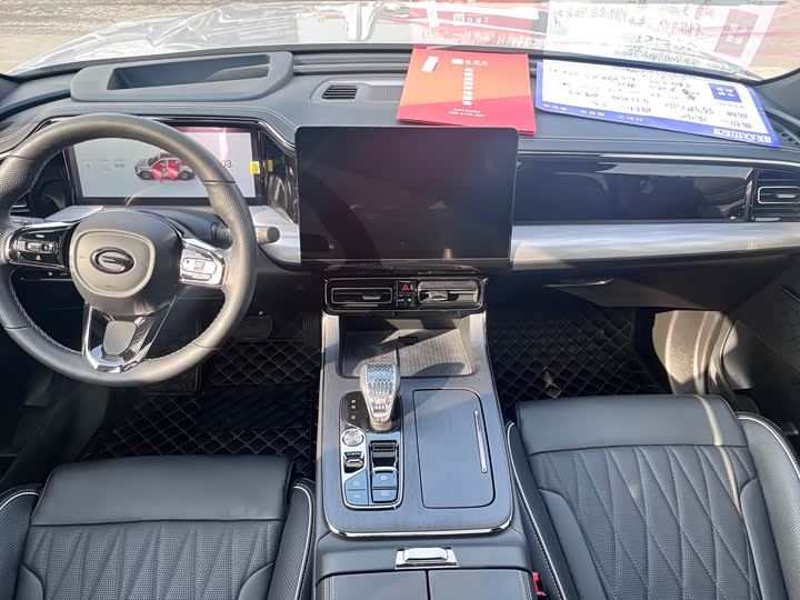 Фото 8 - GAC Trumpchi GS8