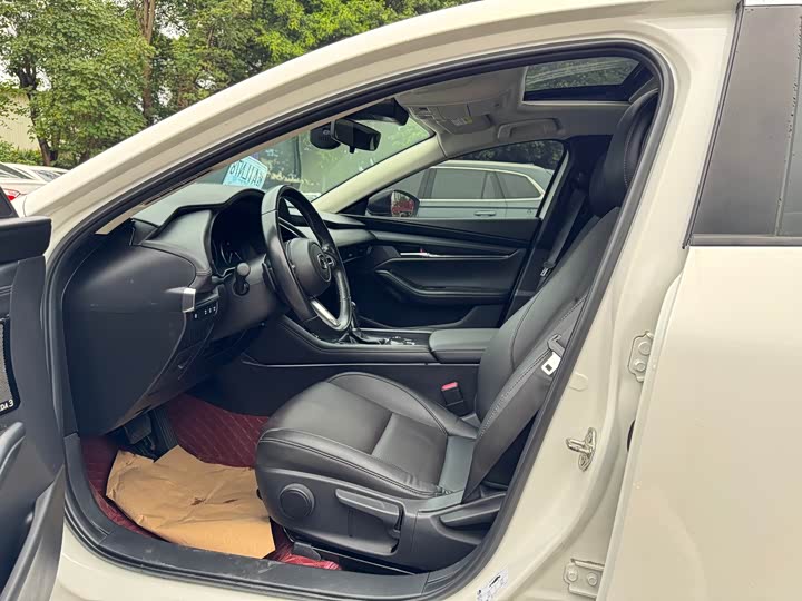 Фото 4 - Mazda 3 (Axela)