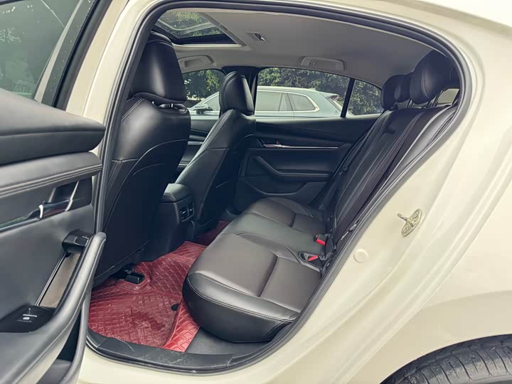 Фото 6 - Mazda 3 (Axela)