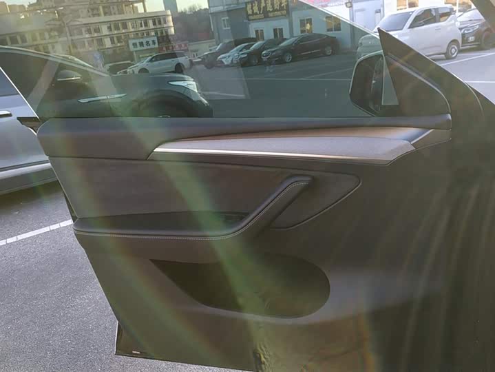 Фото 7 - Tesla Model Y