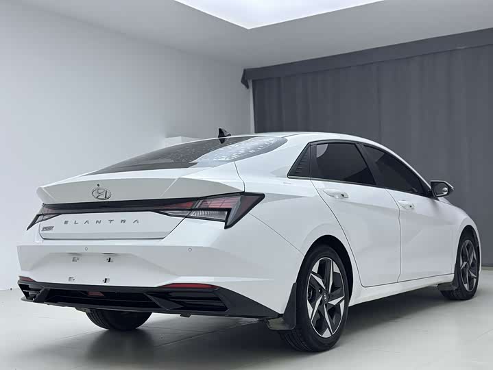 Фото 7 - Hyundai Elantra N line