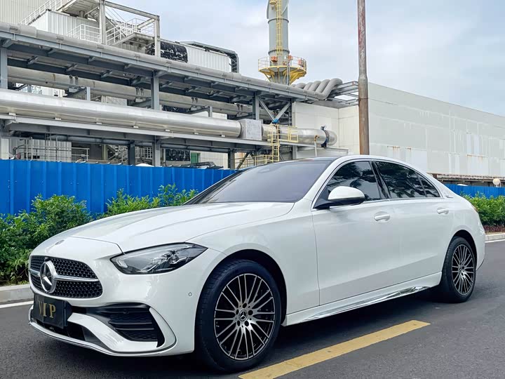 Фото 4 - Mercedes-Benz C-Class