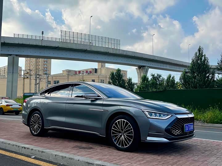 Фото 2 - BYD Han