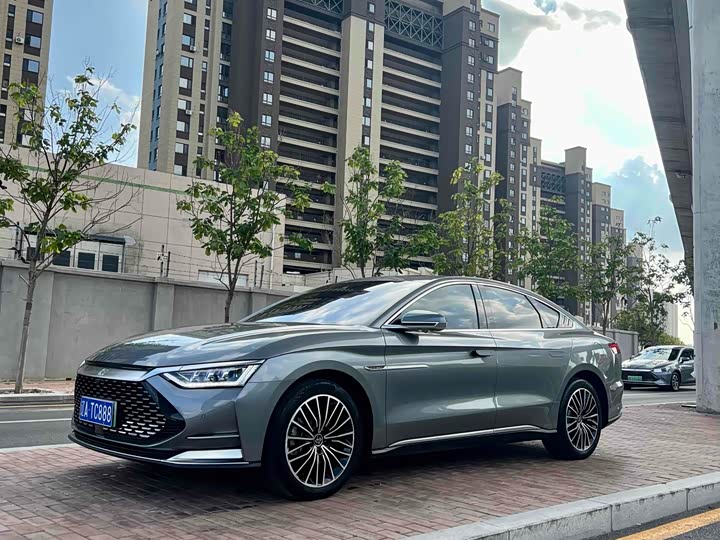 Фото 3 - BYD Han