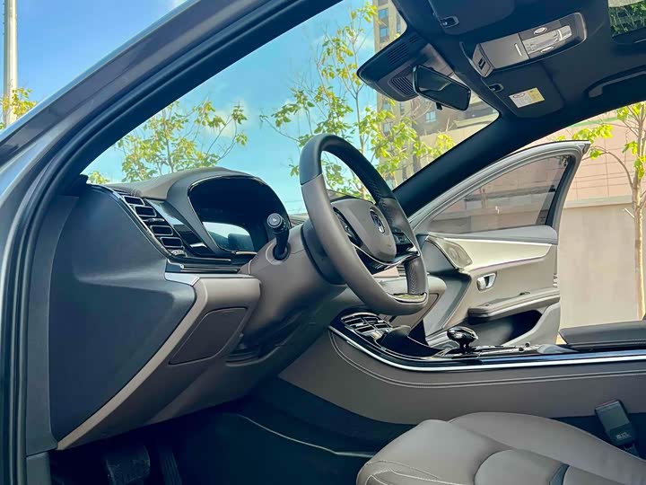 Фото 4 - BYD Han