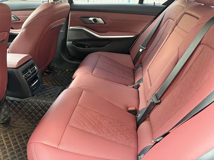 Фото 9 - BMW 3 Series