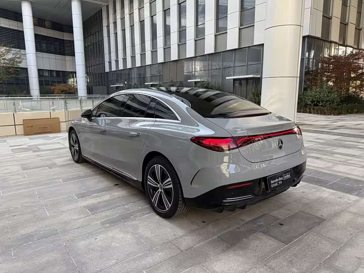 Фото 6 - Mercedes-Benz EQE