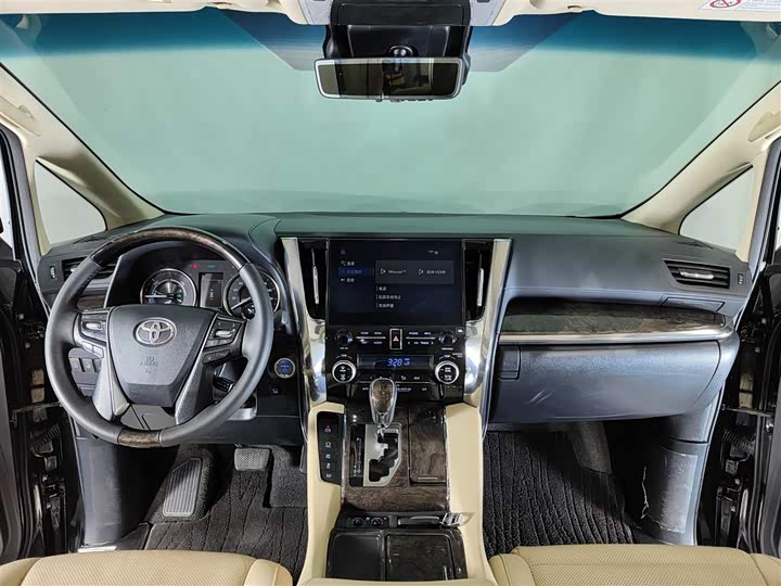 Фото 7 - Toyota Vellfire