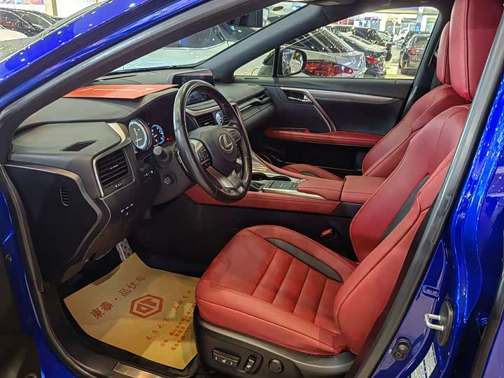 Фото 2 - Lexus RX