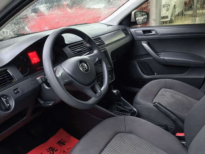 Фото 8 - Volkswagen Santana