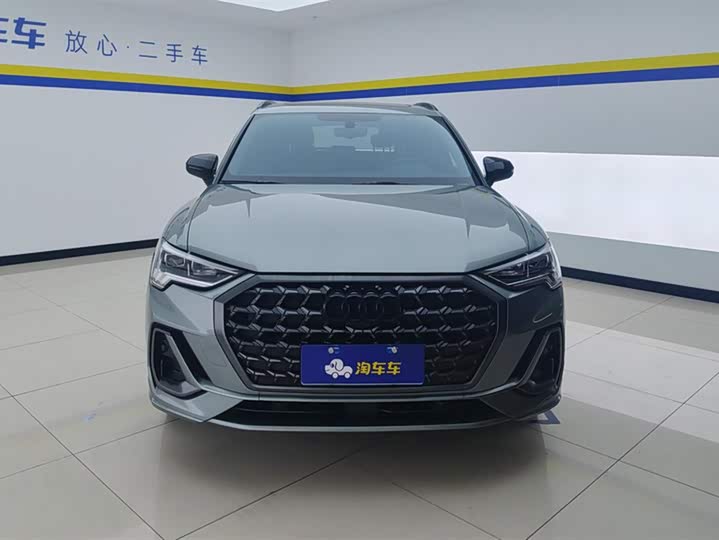 Фото 2 - Audi Q3