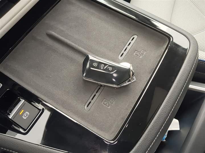 Фото 9 - Volkswagen Talagon