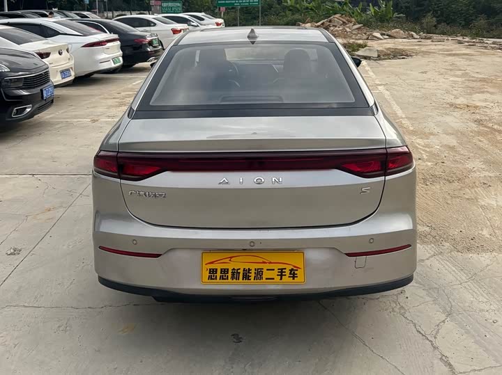 Фото 4 - GAC Aion S