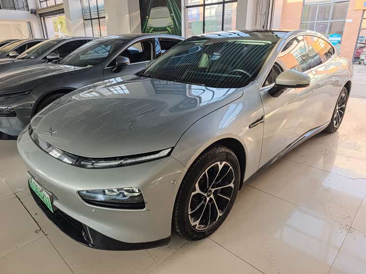 Фото 1 - XPeng P7