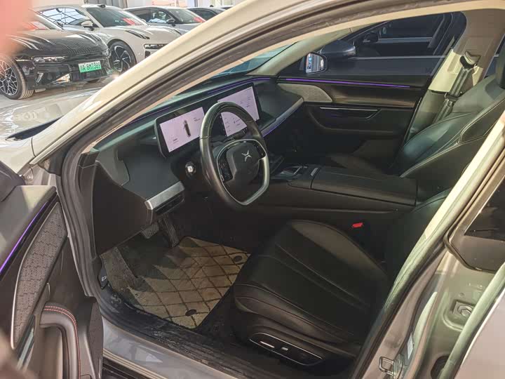 Фото 5 - XPeng P7