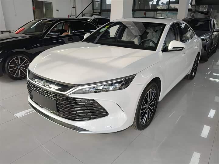 Фото 1 - BYD Qin L