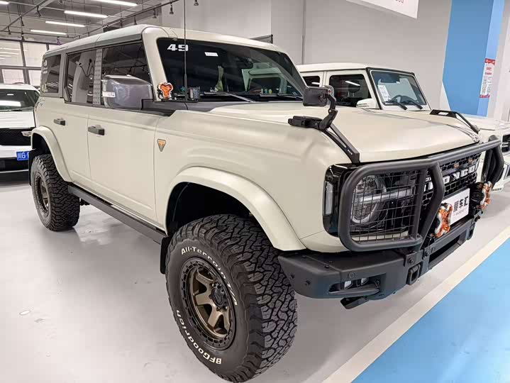 Фото 3 - Ford Bronco