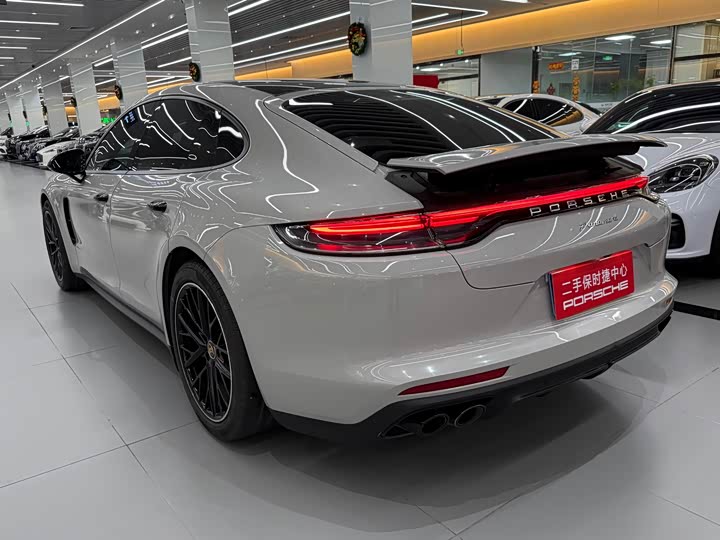 Фото 4 - Porsche Panamera