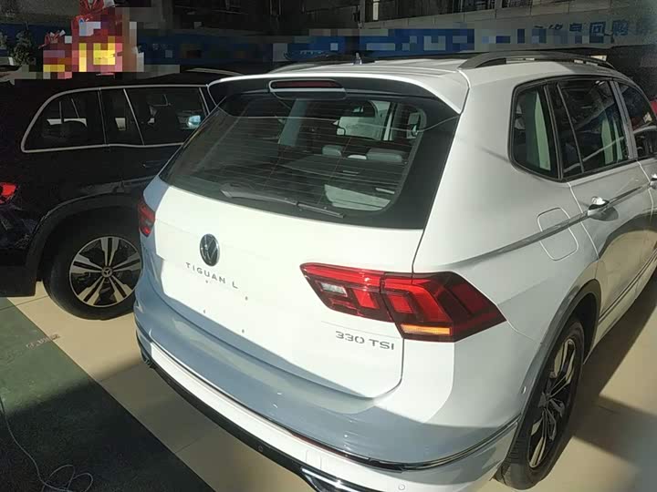 Фото 6 - Volkswagen Tiguan L Pro