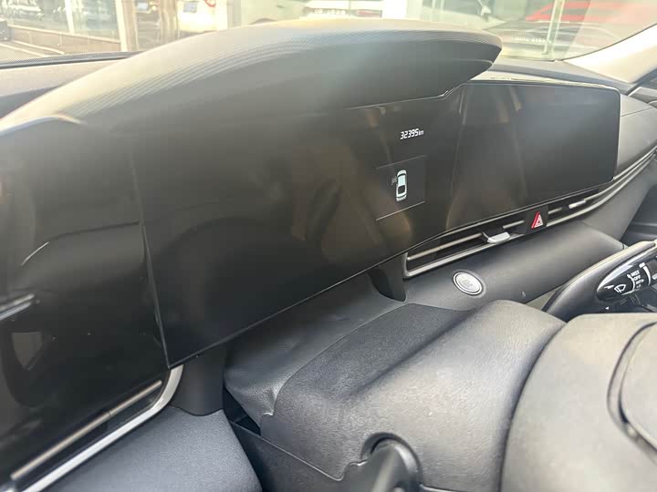 Фото 9 - Hyundai Elantra N line