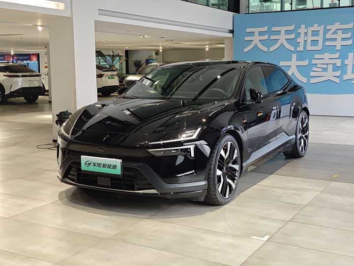 Фото 1 - Polestar 4