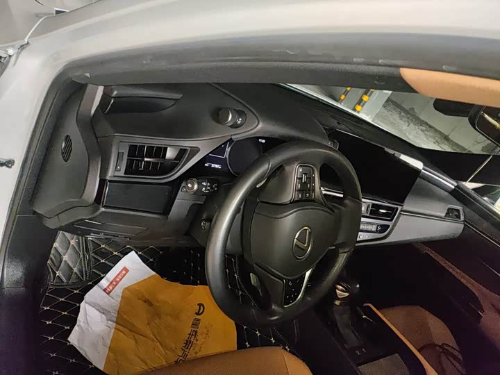 Фото 6 - Lexus ES