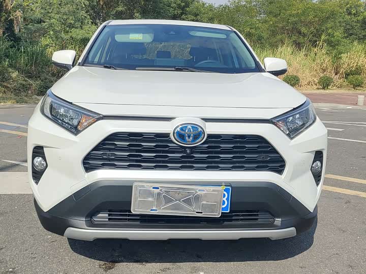 Фото 3 - Toyota RAV4