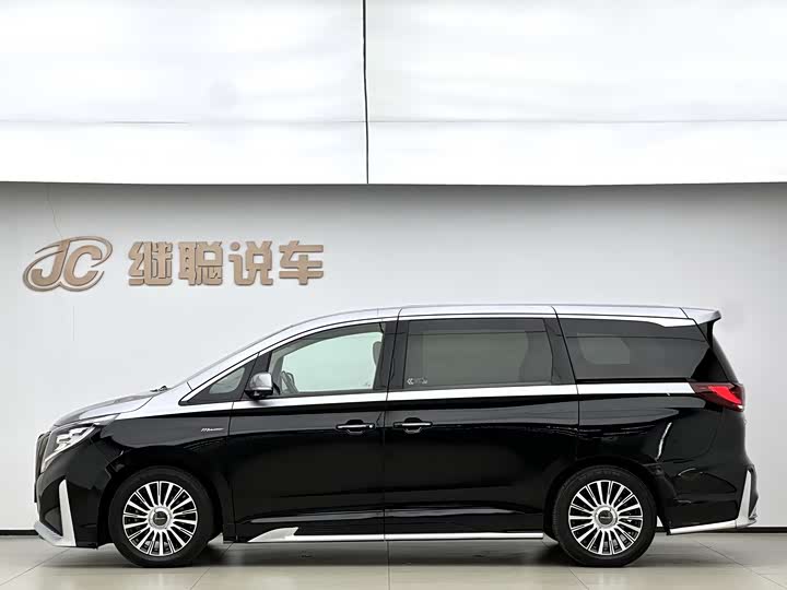 Фото 3 - GAC Trumpchi M8