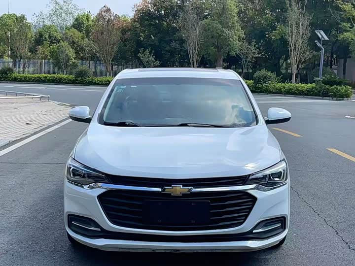 Фото 2 - Chevrolet Monza