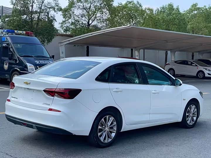 Фото 6 - Chevrolet Monza