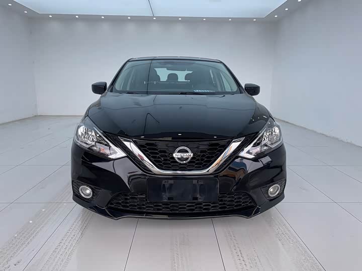 Фото 2 - Nissan Sylphy