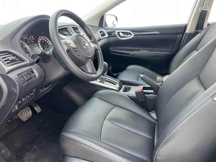 Фото 8 - Nissan Sylphy