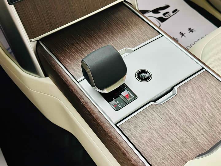 Фото 9 - Land Rover Range Rover