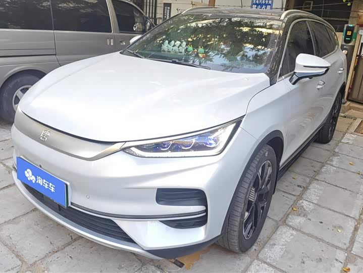 Фото 1 - BYD Tang Hybrid/EV