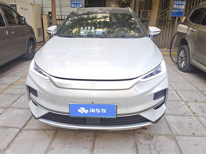 Фото 2 - BYD Tang Hybrid/EV