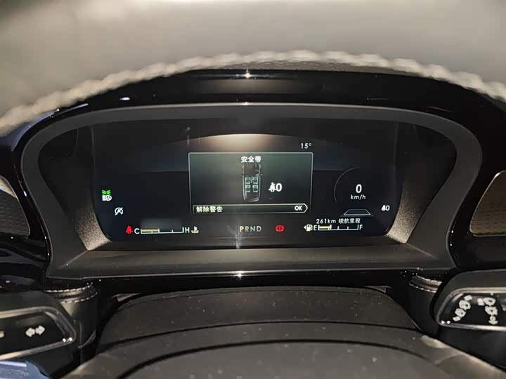 Фото 4 - Lincoln Corsair