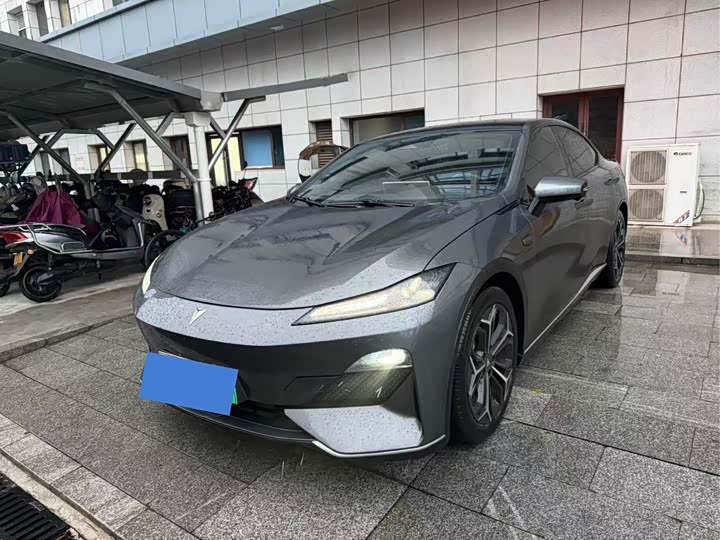 Фото 1 - Changan Deepal SL03