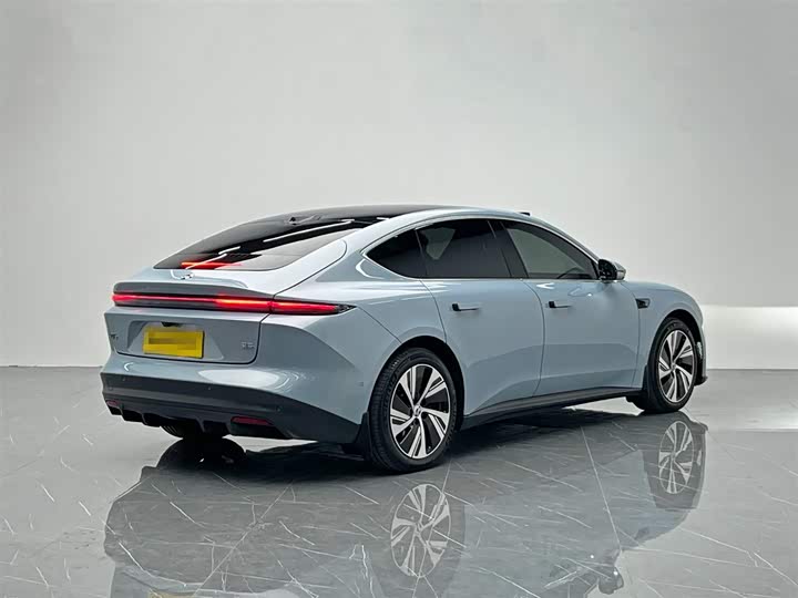 Фото 6 - Nio ET5