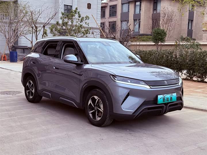 Фото 3 - BYD Yuan Up