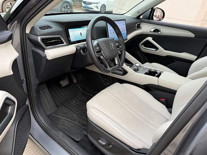 Фото 4 - BYD Yuan Up