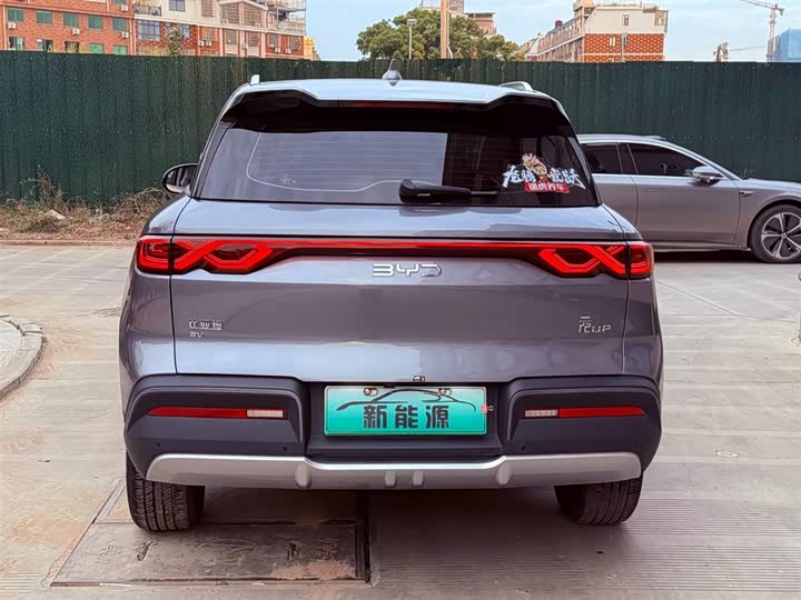 Фото 8 - BYD Yuan Up