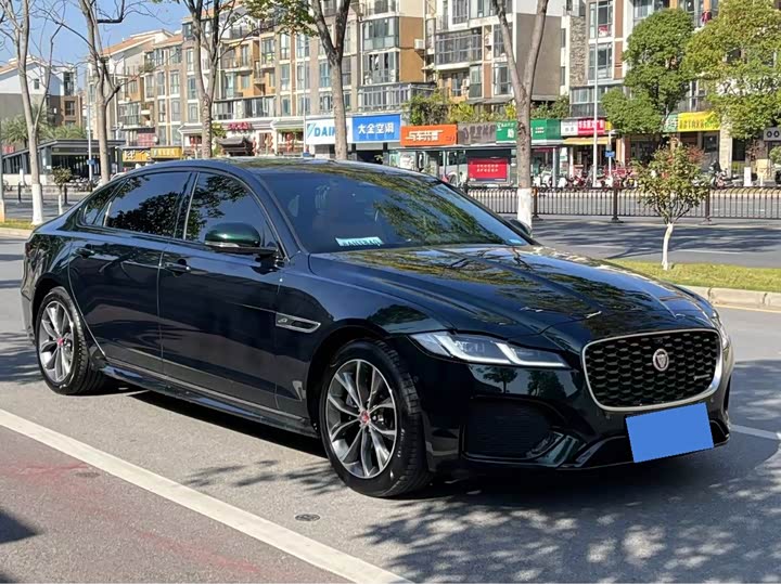 Фото 3 - Jaguar XF L