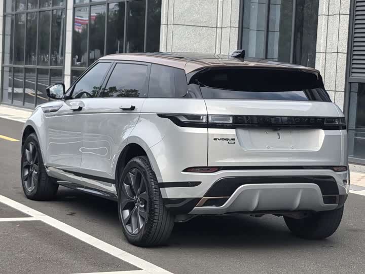 Фото 4 - Land Rover Range Rover Evoque L
