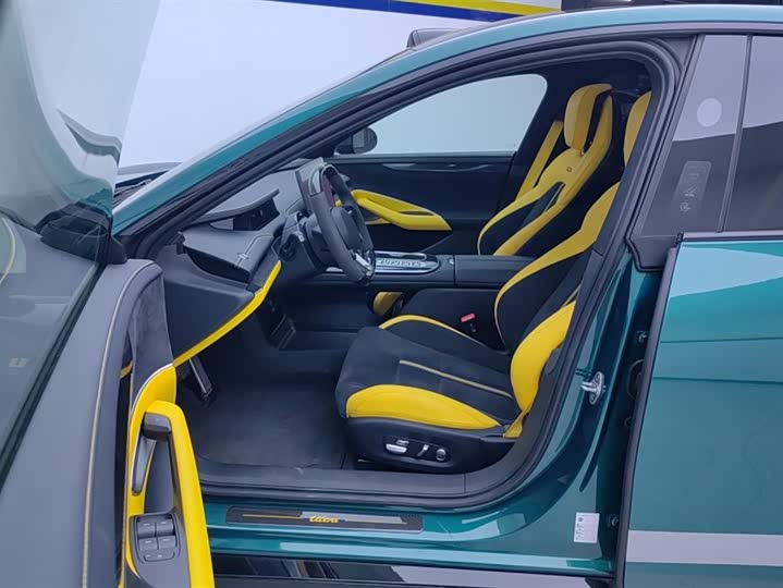 Фото 9 - Xiaomi SU7 Ultra