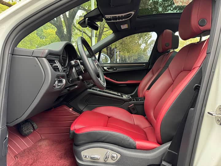 Фото 5 - Porsche Macan