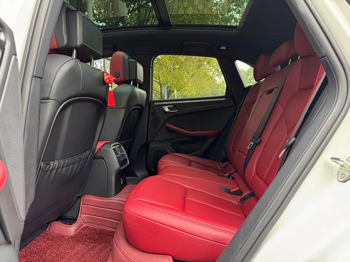 Фото 6 - Porsche Macan