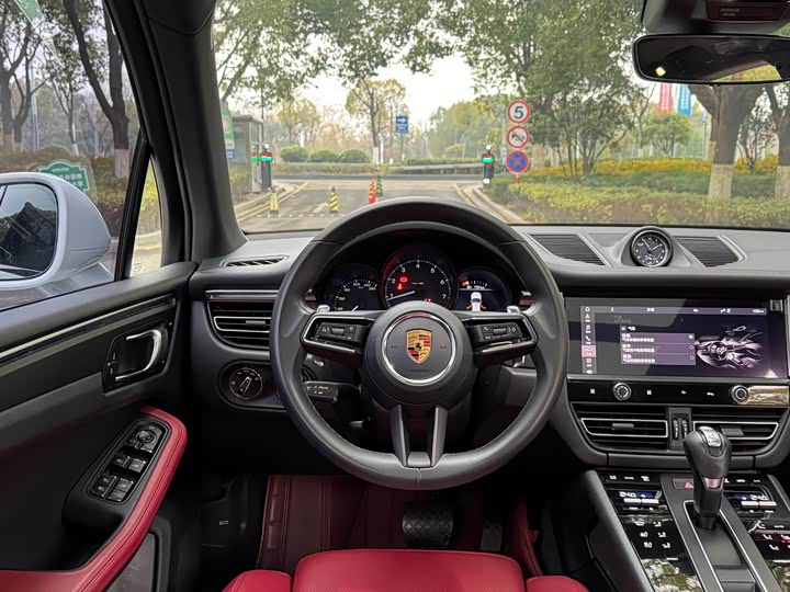 Фото 7 - Porsche Macan